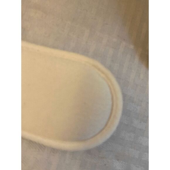 Vanity Fair? White Lace Lace Vintage Slippers 8.5? - Picture 4 of 5